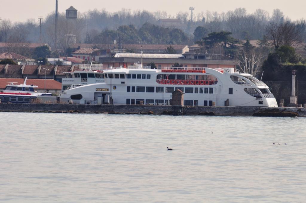 La Rosa Del Garda * Peschiera del Garda